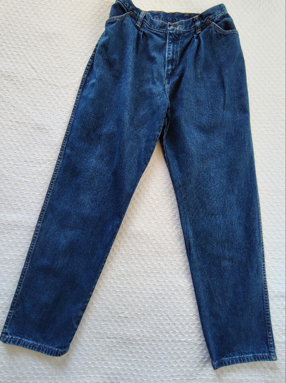 Rustler Women's Dark Blue Jeans Size 14.